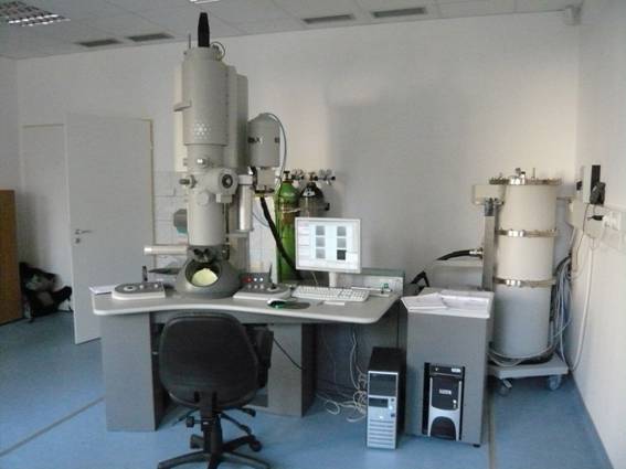 FEI Tecnai G2 X-TWIN  Transmisný elektrónový mikroskop